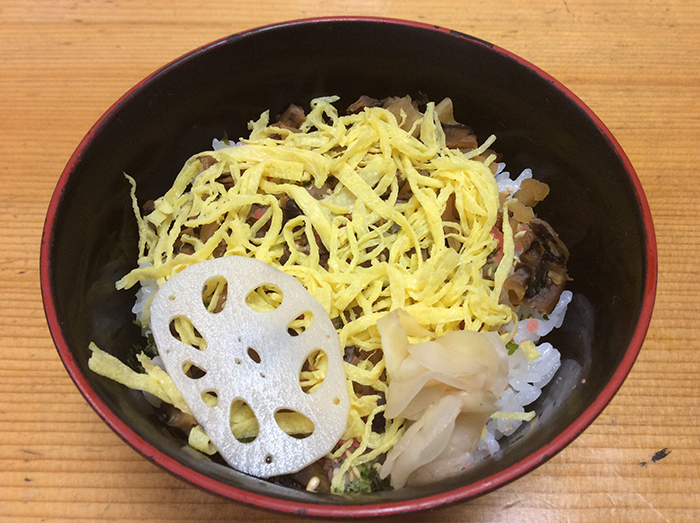 (白御飯はバラちらしに変更できます。)
