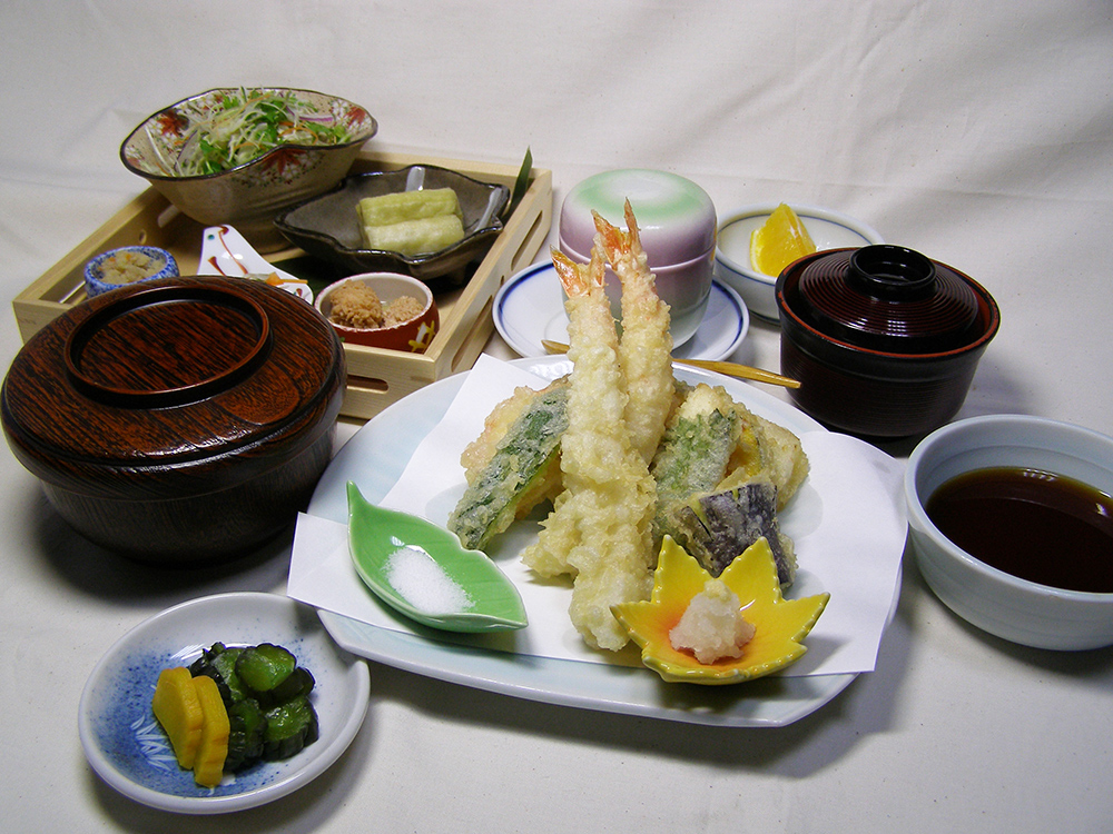 天ぷら定食 1,760円(税込)